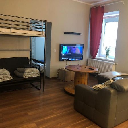 Apartament Srodmiescie 1 Sypialnia Oraz 1 Salon Walbrzych Luaran gambar