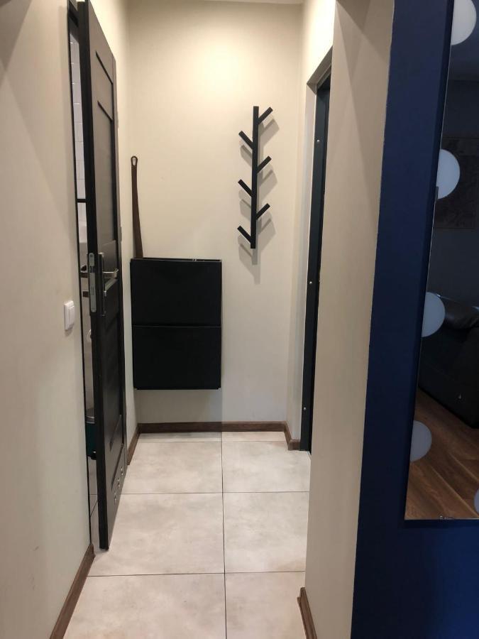 Apartament Srodmiescie 1 Sypialnia Oraz 1 Salon Walbrzych Luaran gambar