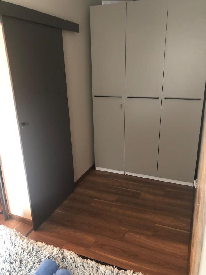 Apartament Srodmiescie 1 Sypialnia Oraz 1 Salon Walbrzych Luaran gambar