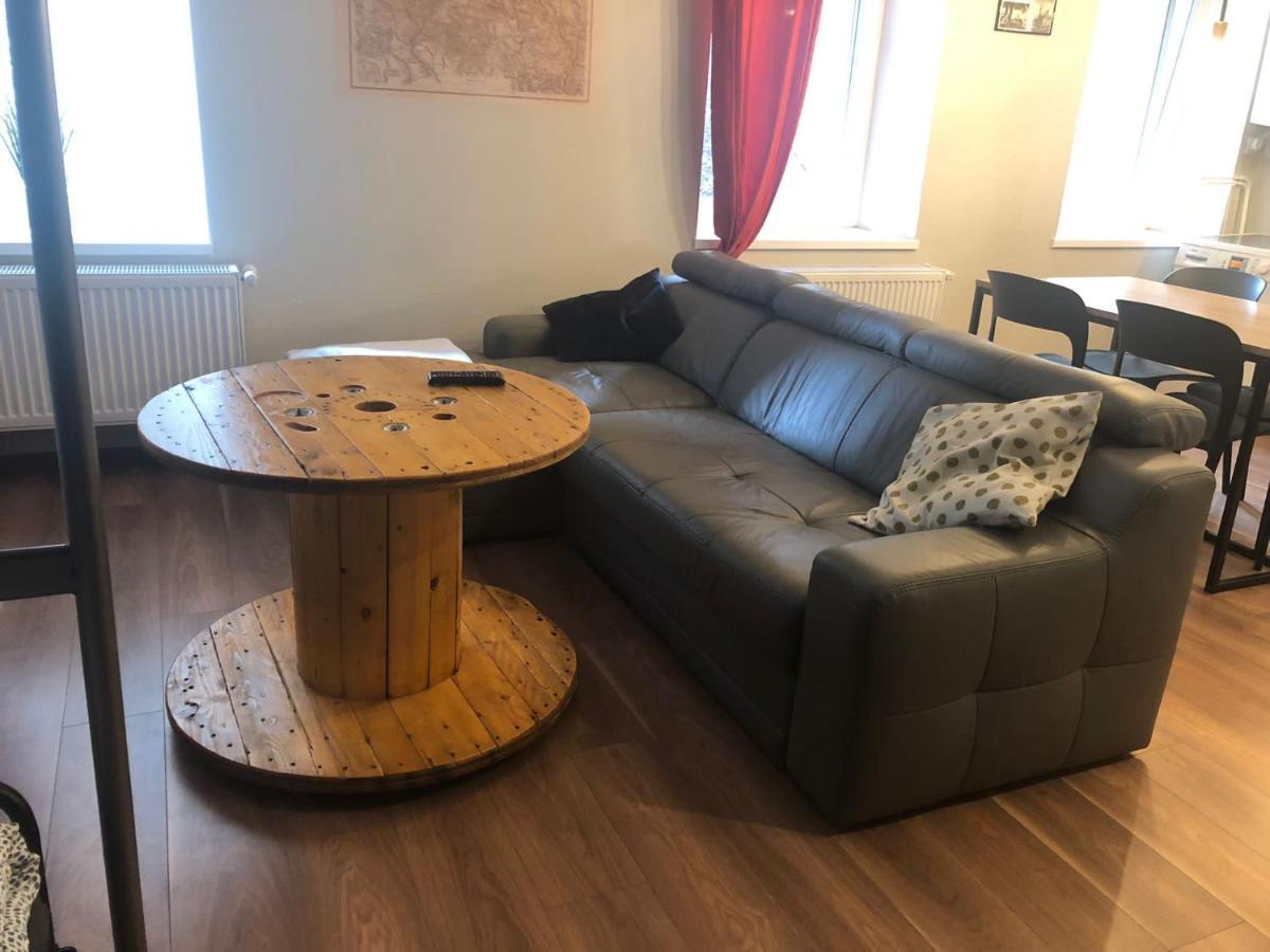 Apartament Srodmiescie 1 Sypialnia Oraz 1 Salon Walbrzych Luaran gambar